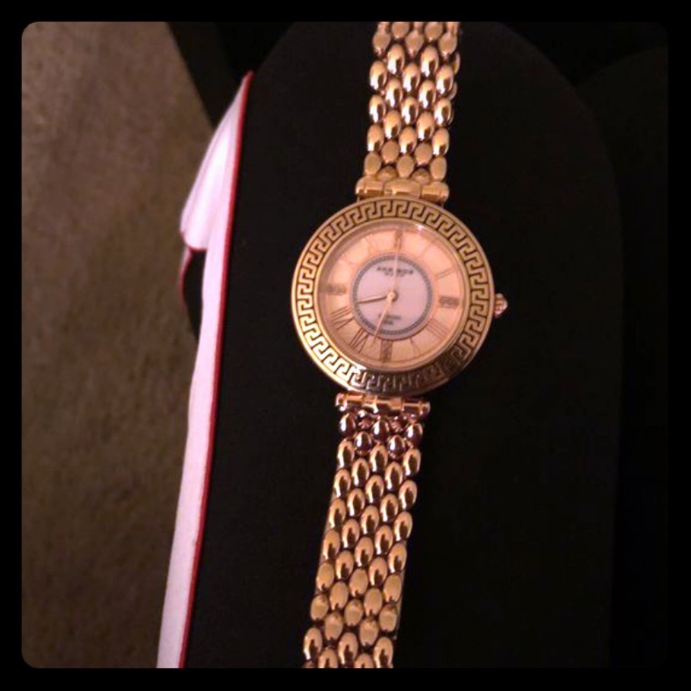 NEW Gold watch